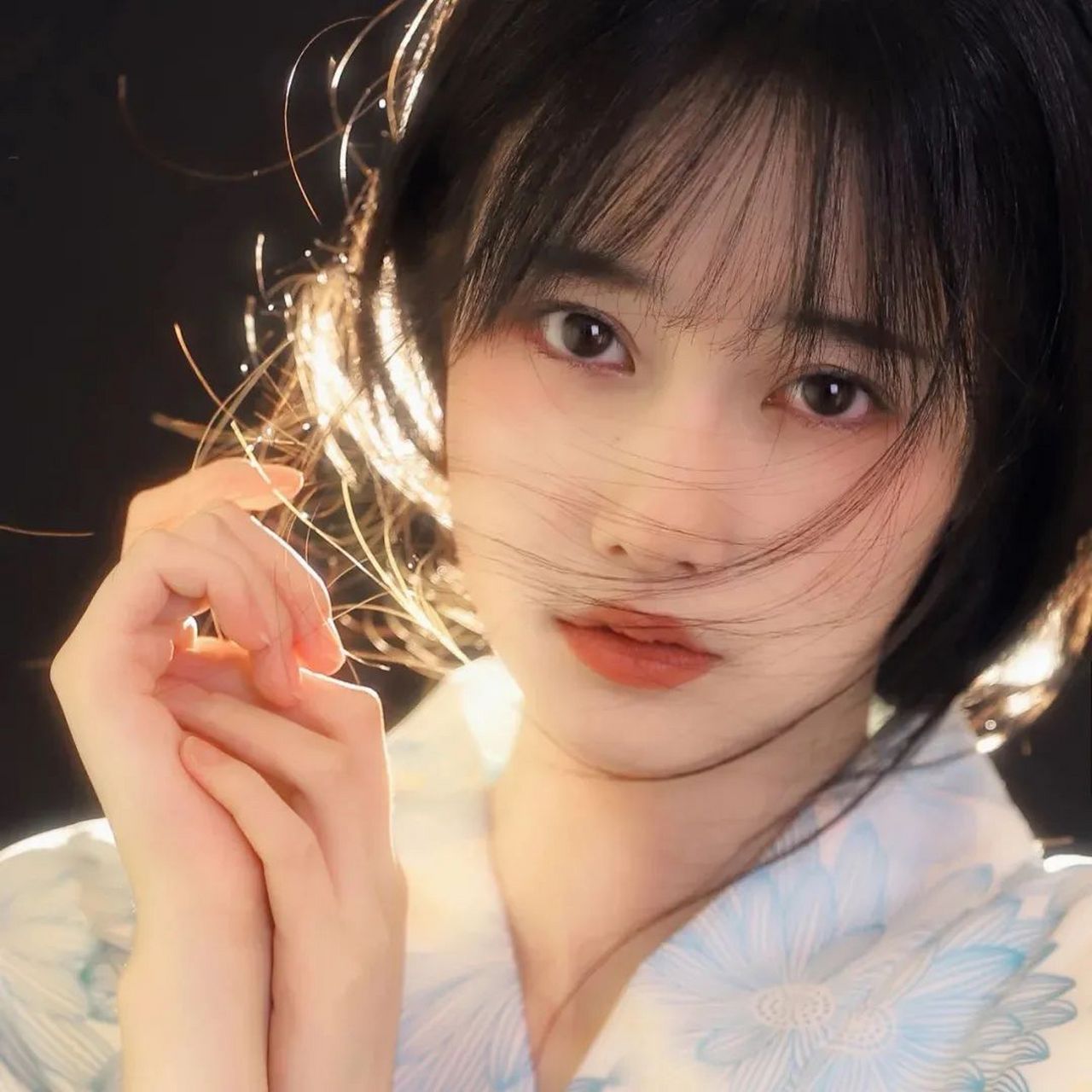 头发丝都会发光的仙气女生头像,超温柔的