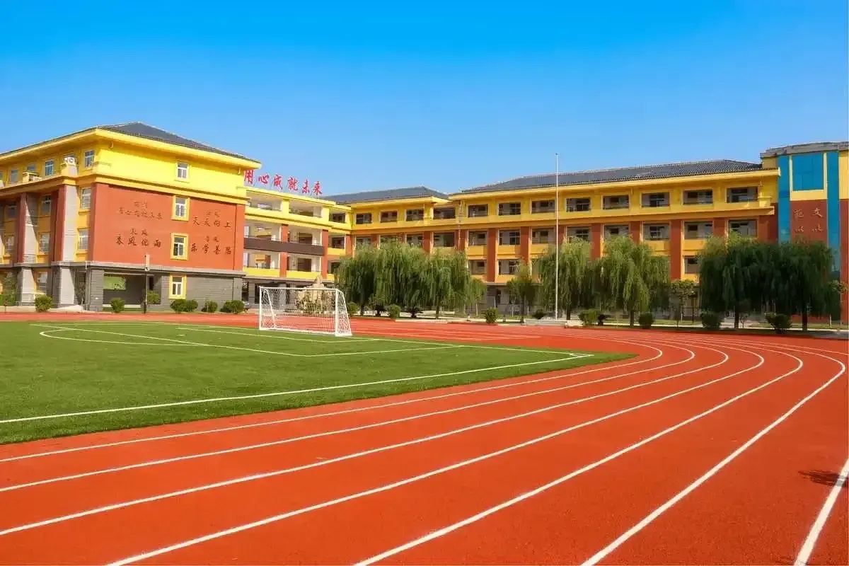 不少家长反应,小学孩子要体育测试50米跑,老师让孩子多练习,可是所