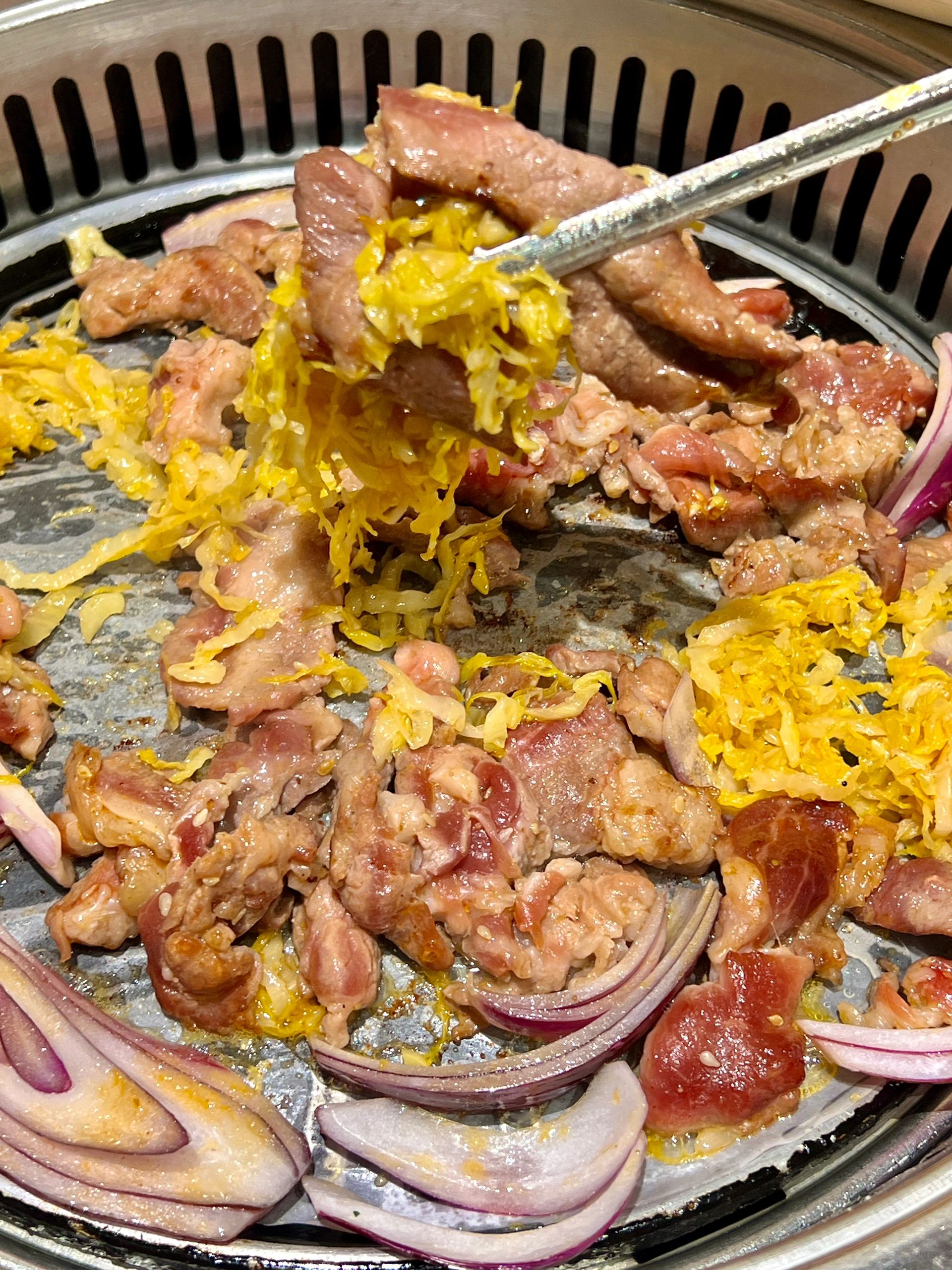 自从我第一次尝试过这家店的东北烤肉后,我就被