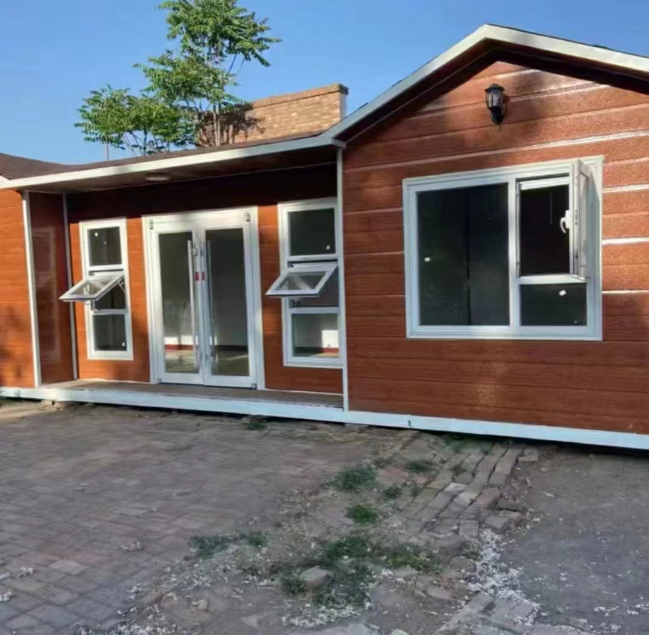 轻钢集成房屋#是一种新型的建筑形式,它使用轻钢作为主要结构材料