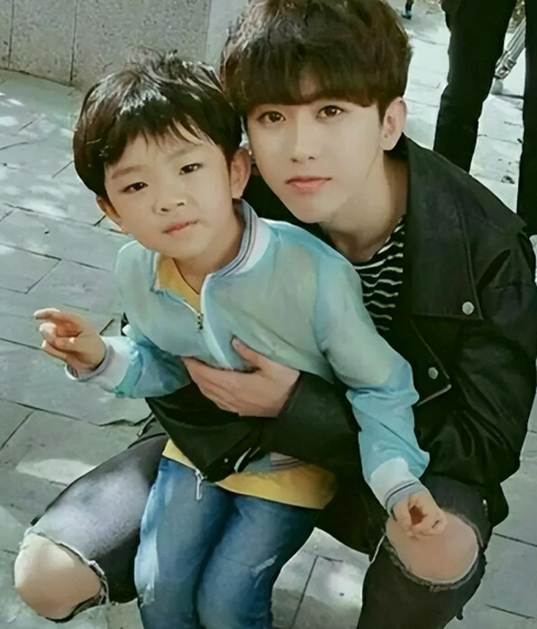 莫小棋预测蔡徐坤2023年夏天将有感情生活突破,引发ikun不满