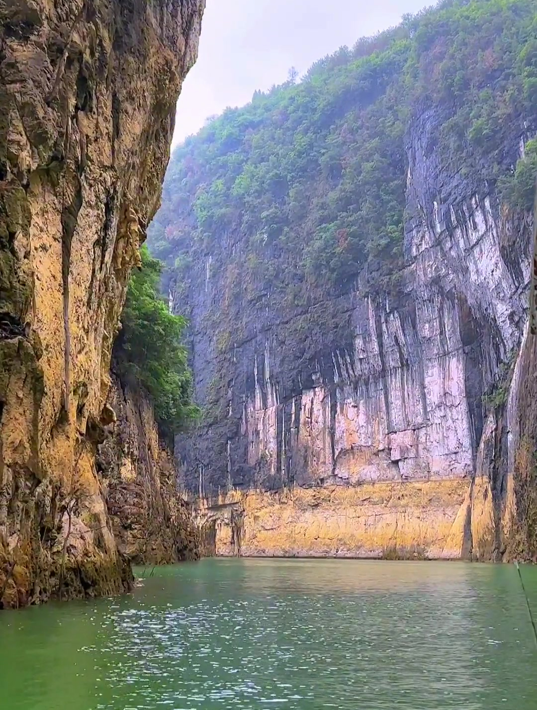 峡谷奇景图片