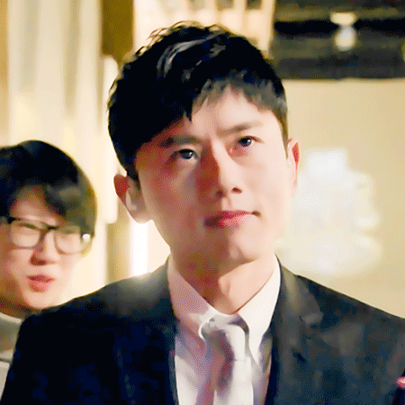 张杰跨年夜一人对战四卫视,演唱会线上线下同步,收入超过一亿!