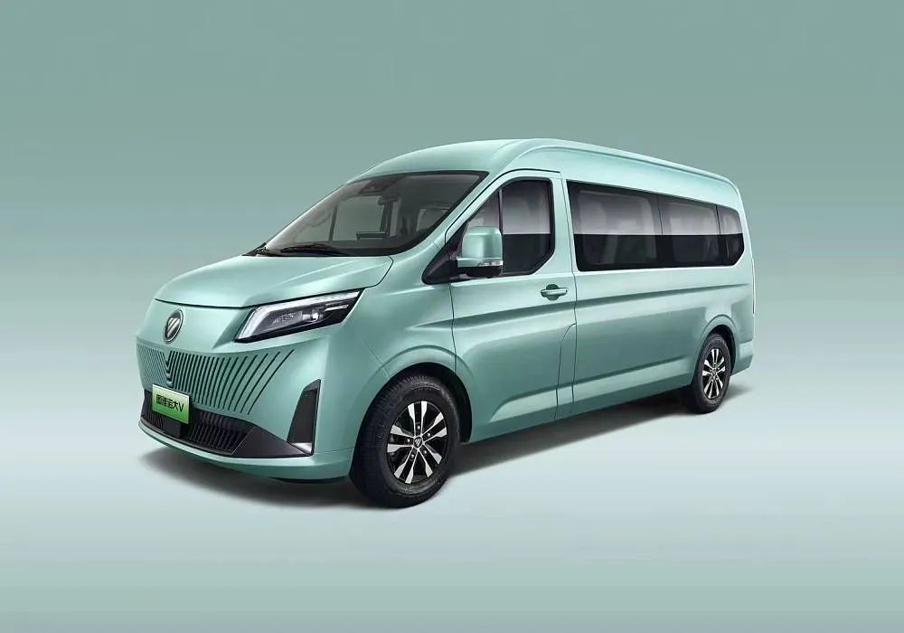 燃油/纯电/插混/油混/增程多种动力,4驱也有,福田图雅诺大v发布