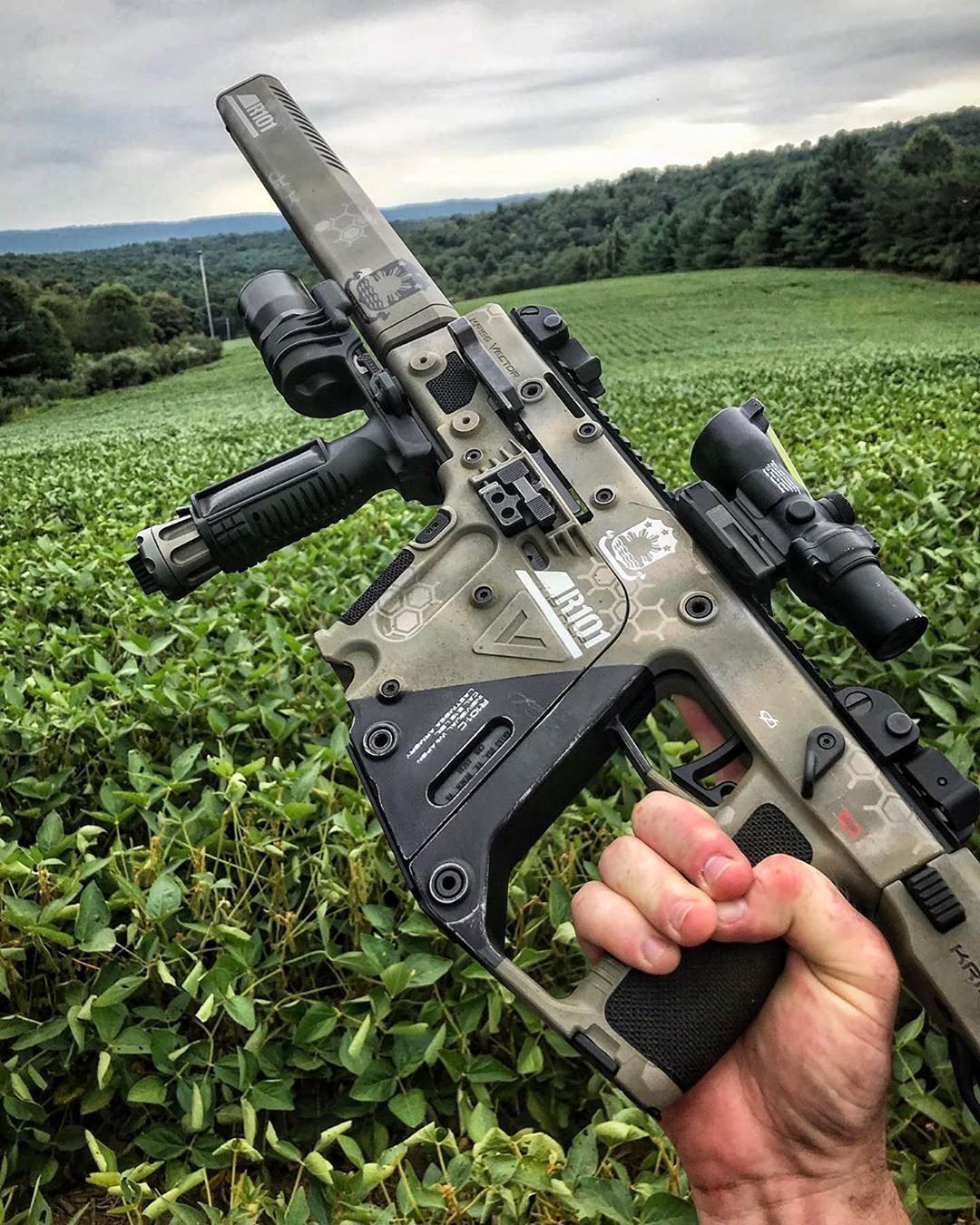 vector冲锋枪:独特设计和卓越性能使其成为军迷和执法部门的首选