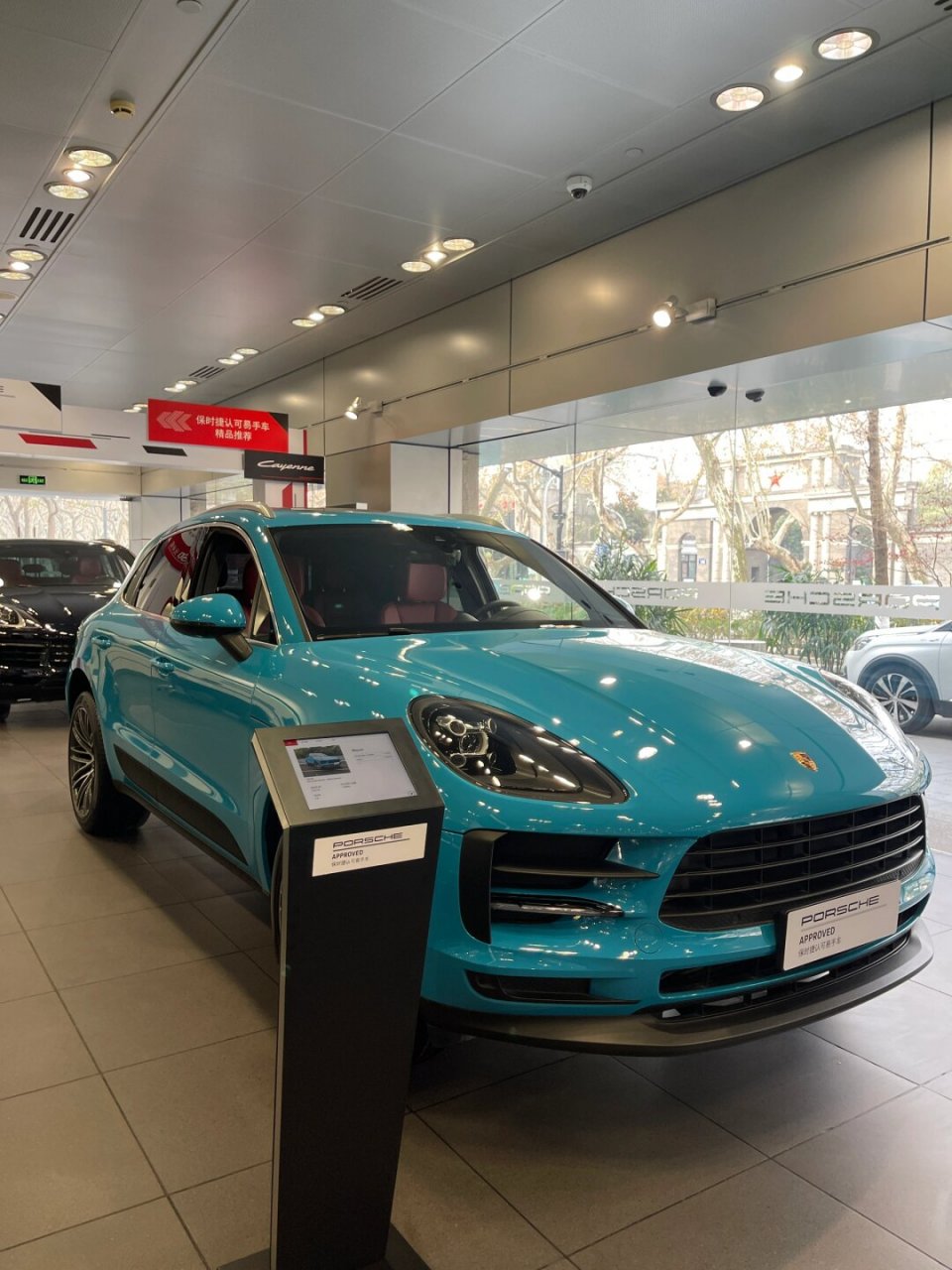阿密蓝macan  macan的阿密蓝车漆是保时捷的迈阿密蓝.