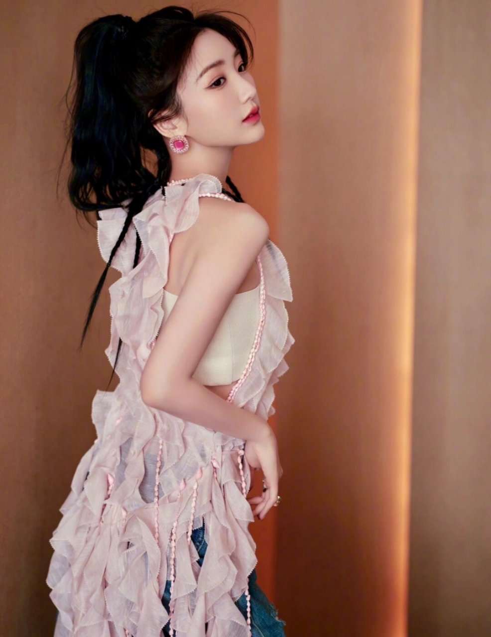 毛晓彤|甜辣夏日 hi6粉色系穿搭  粉粉嫩嫩!好迷人