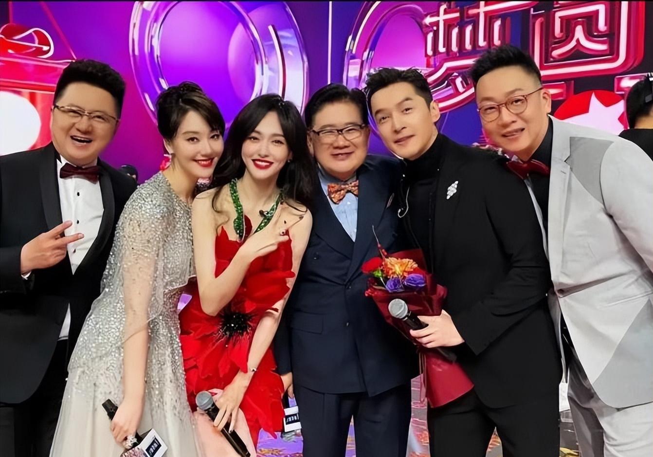 东方卫视跨年,男主持人全是大龄男,女主持人终于有突破