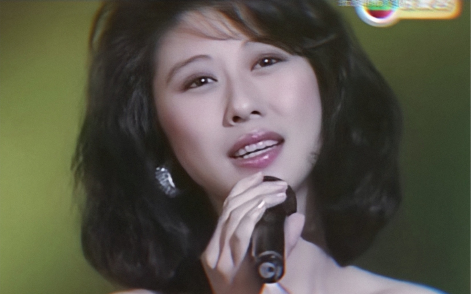 62岁叶倩文亲身示范:如何摆脱大妈感,优雅地老去