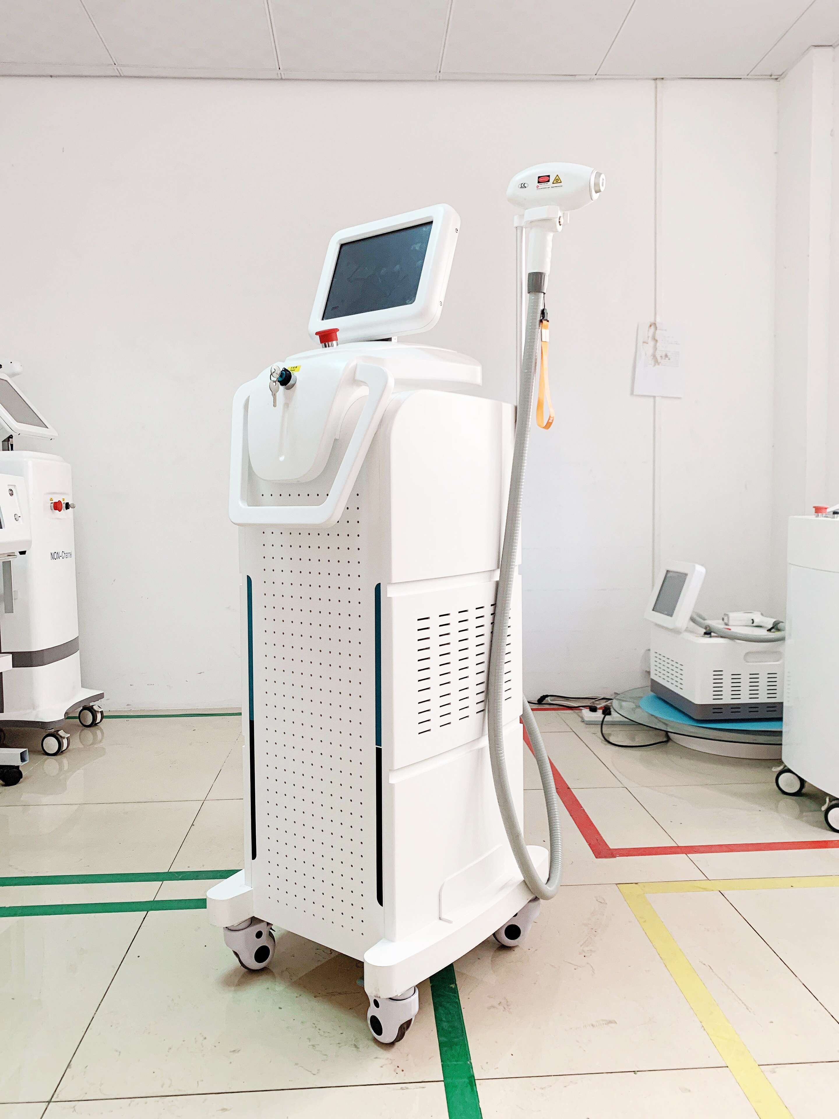 无通道808冰点脱毛仪器,优质高效脱毛