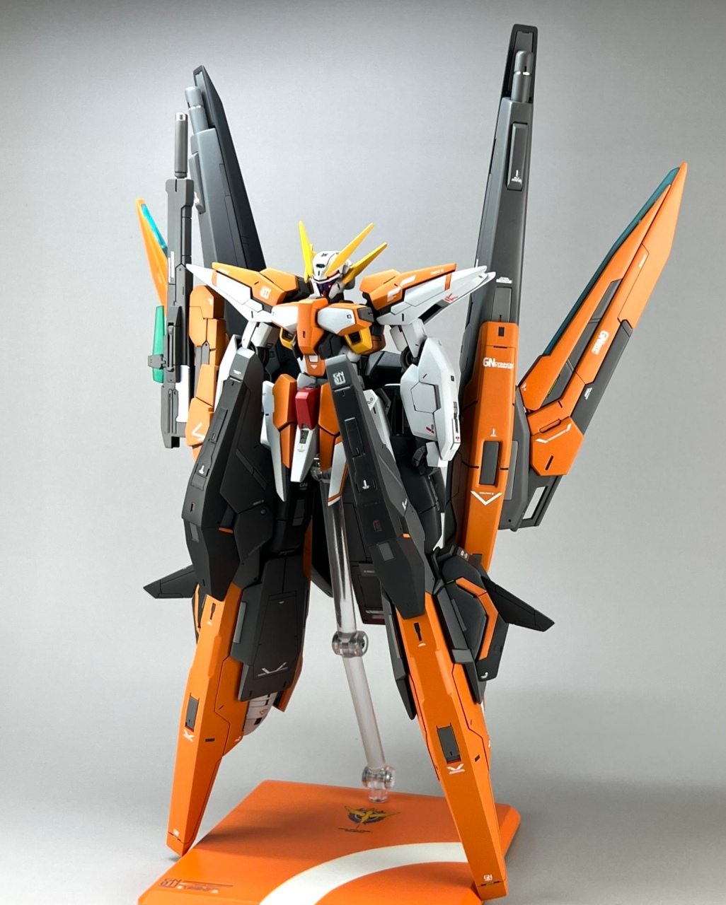 模型欣赏:机动战士高达00 hg 妖天使最终决战样式,by aome.