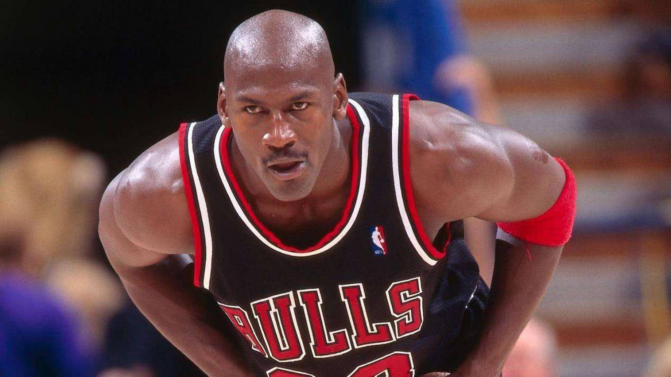 一般球员看乔丹这个眼神!确实有点顶不住!  #优质短图文计划