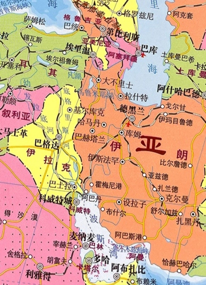 伊朗南有设拉子,北有大不里士(帖必力思),成吉思汗孙在此定都