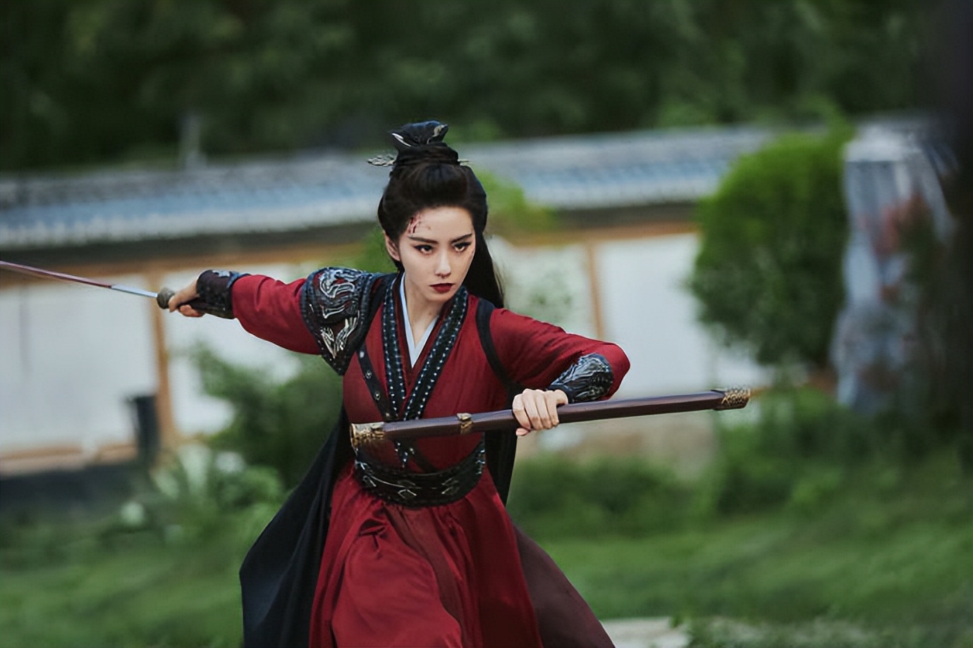 刘诗诗新剧争议四起,杨颖禁言还未结束,唐嫣却率先突出重围!