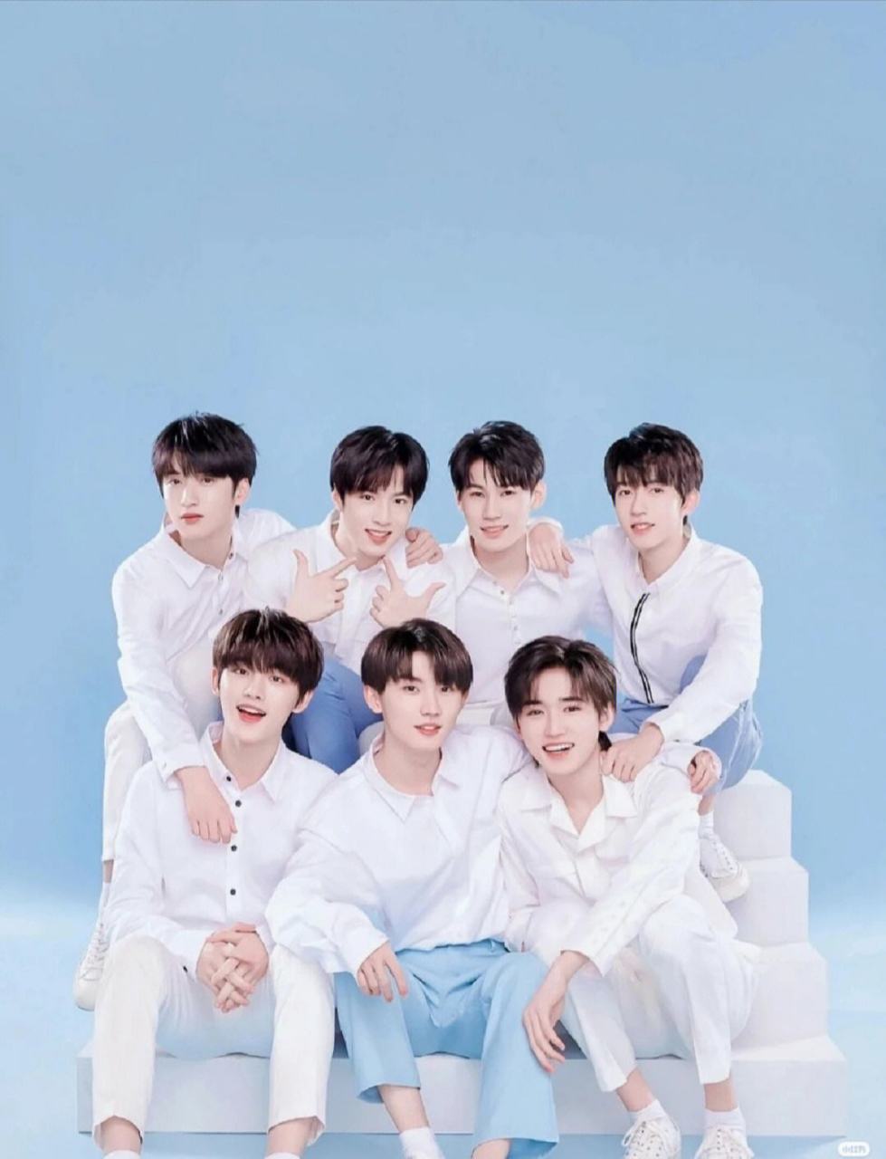 在偶像组合层出不穷的时代,tfboys和被誉为新一代tfboys的时代少年团