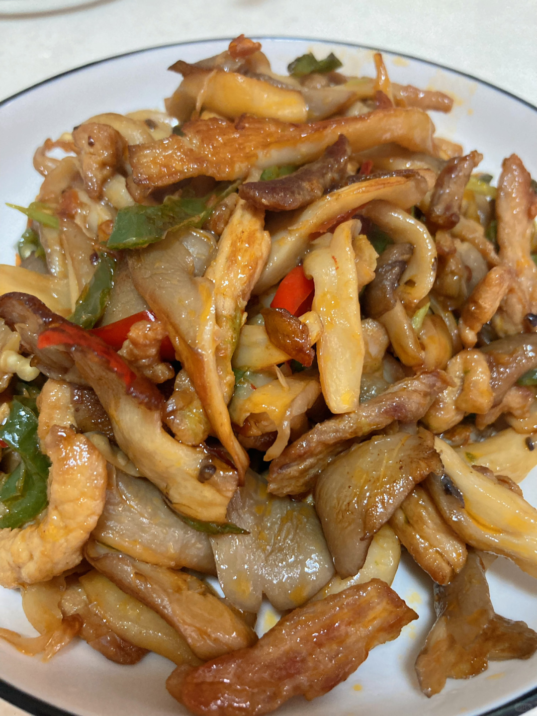 牛肉炒平菇
