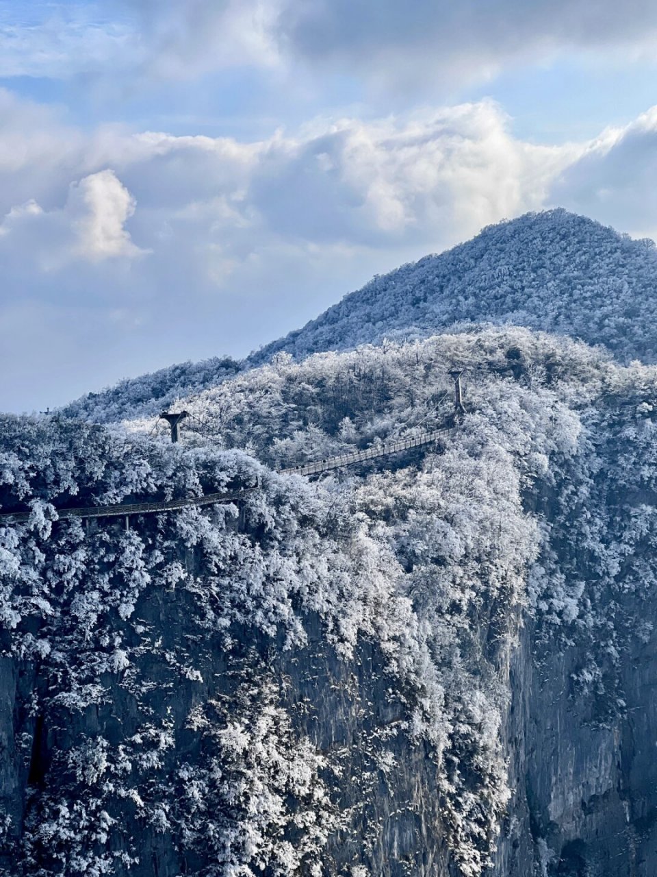 张家界雪景 天门山图片