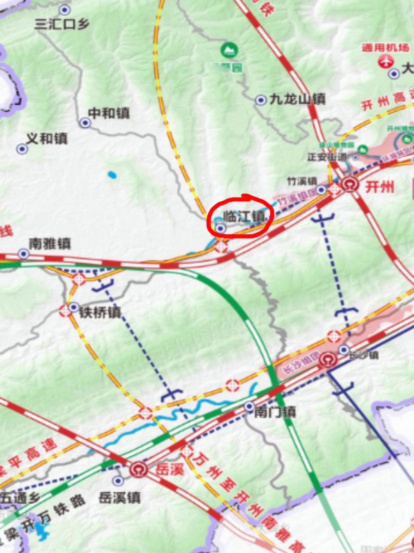 看未来开州交通规划图,感觉临江镇的局面有点尴尬啊