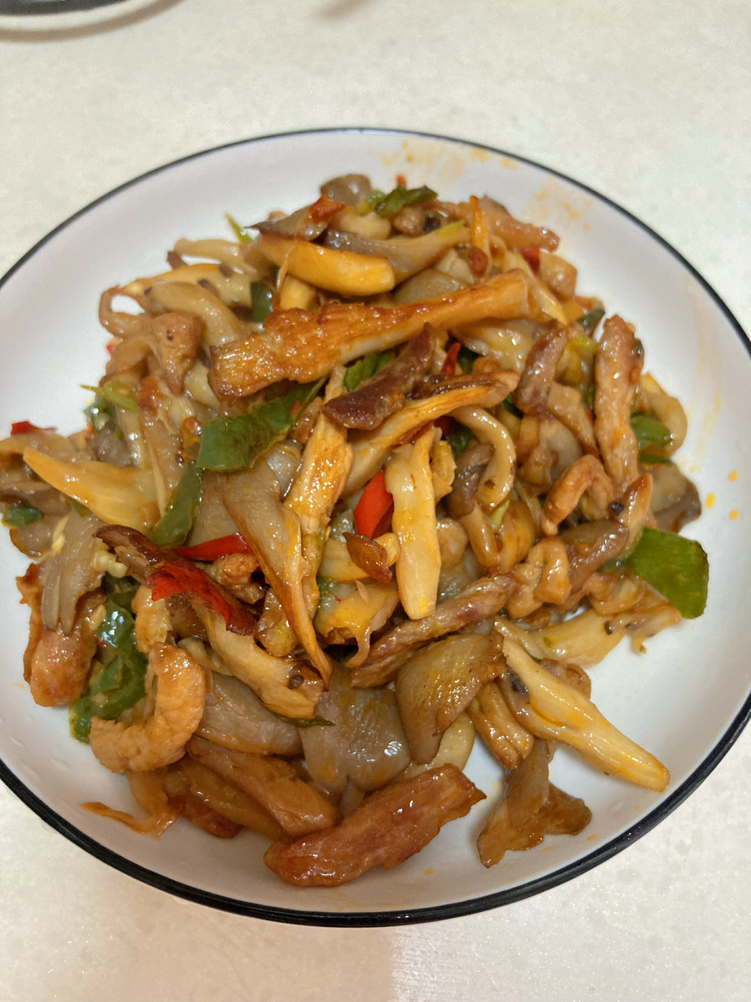 牛肉炒平菇