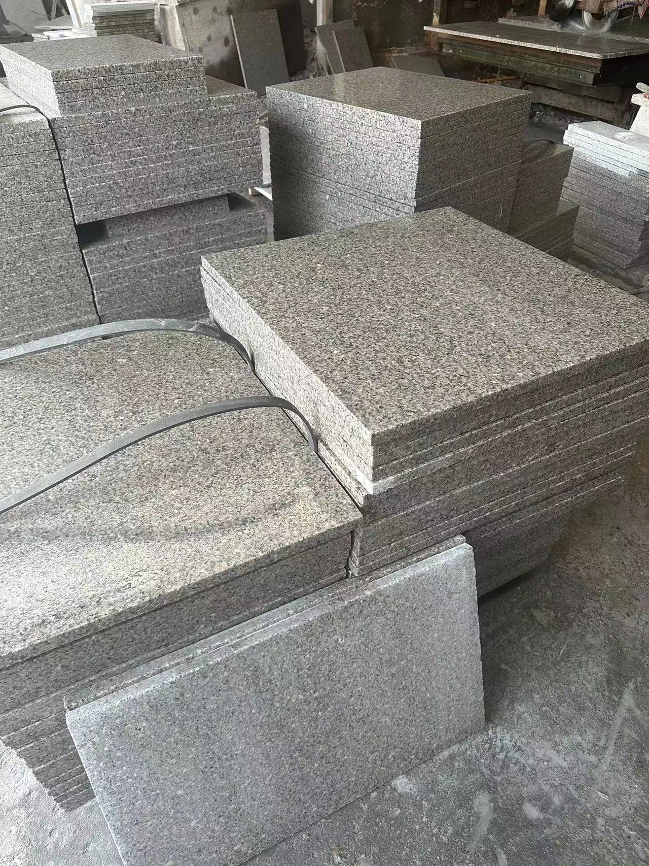 50厚30厚黄锈石花岗岩价格