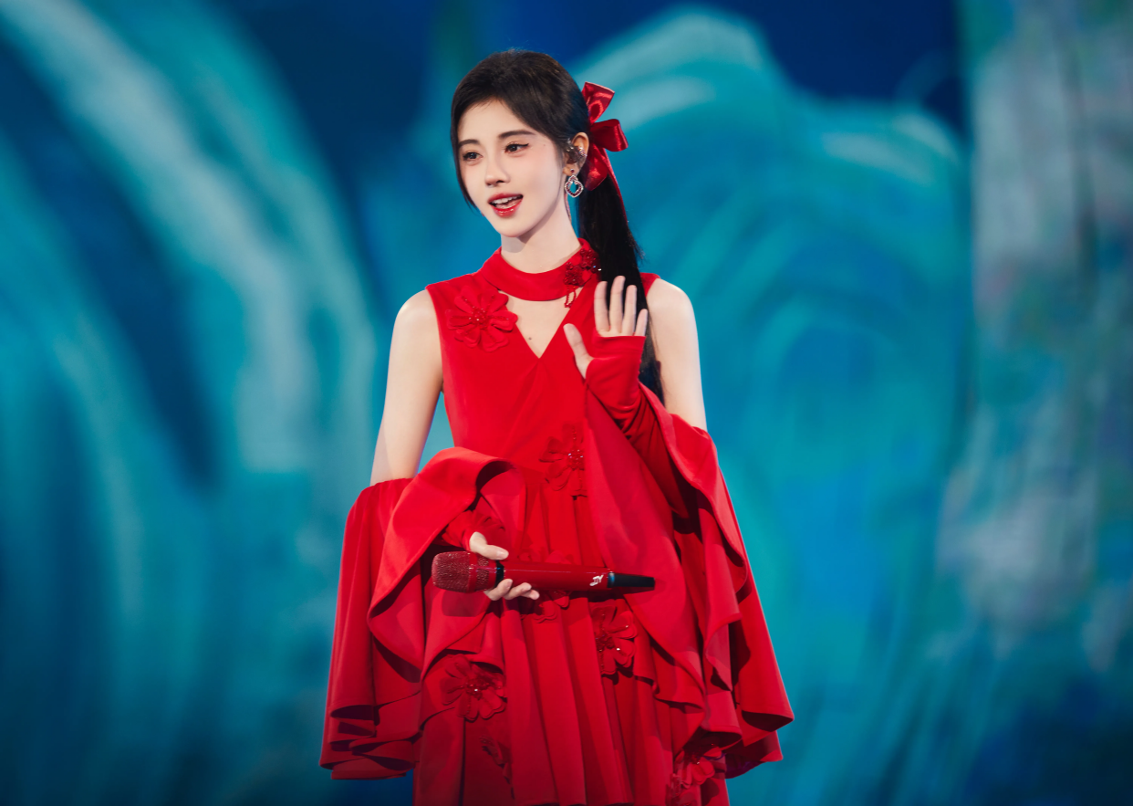 美女明星系列壁纸~鞠婧祎