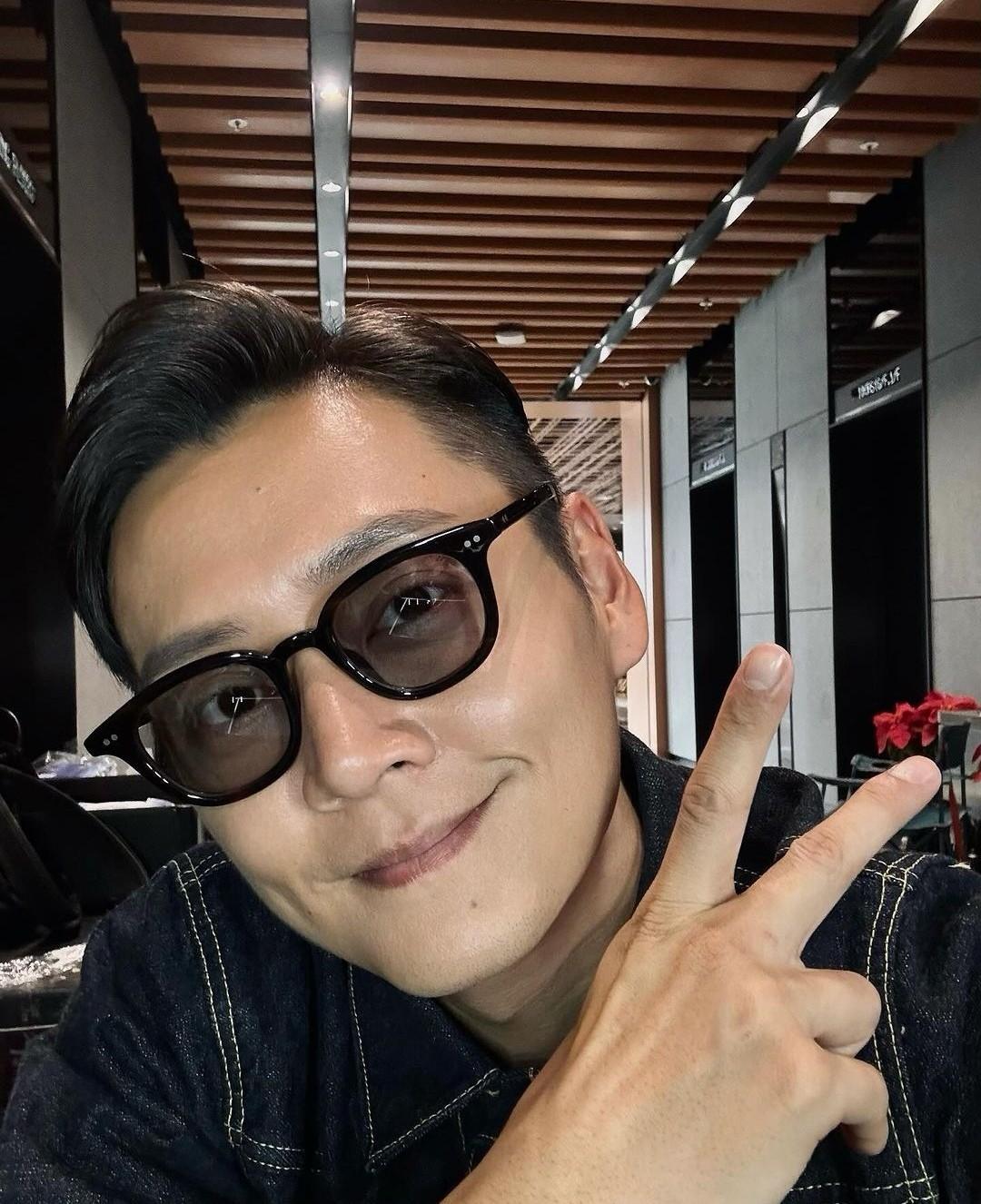 小张智霖频遭意外负伤!身体状况曝光,网友担心插曲背后的压力