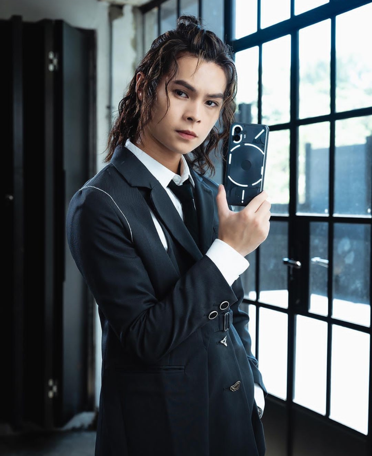 出道6年还当新人?香港天团mirror3成员出歌,誓要包揽乐坛新人奖