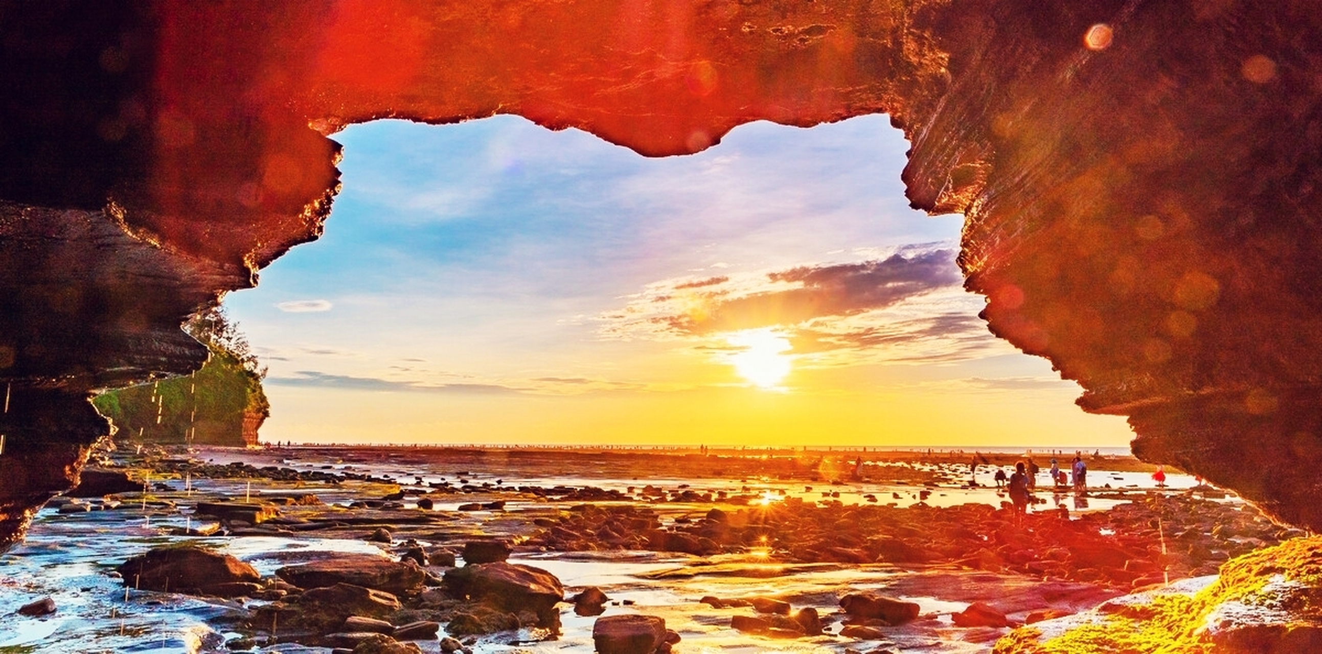 广西北海海域生4.2级地震,涠洲岛震感强烈,引发网友的极大关注.