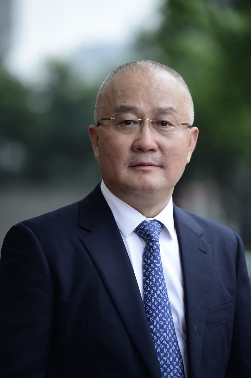 目前个人身价80亿,荣登淮北市首富宝座.