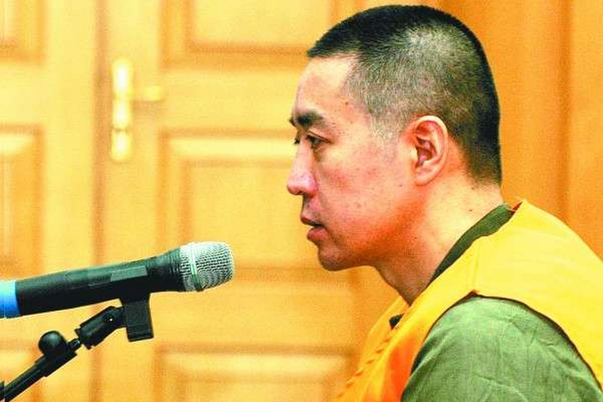 [原文:故事:水房赖赴青岛找聂磊.