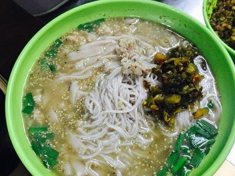 云南美食:普洱老仓醋米线