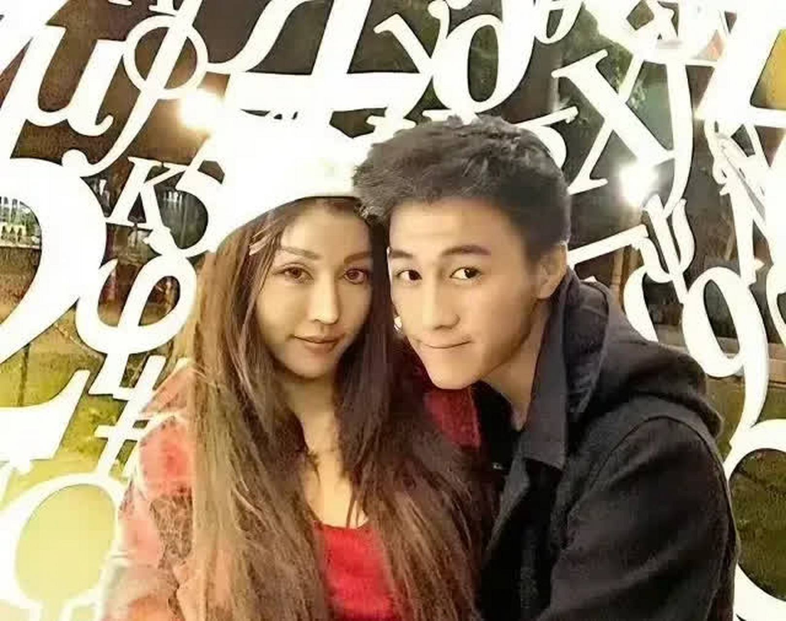 何猷君的历任女友都非常甜蜜.