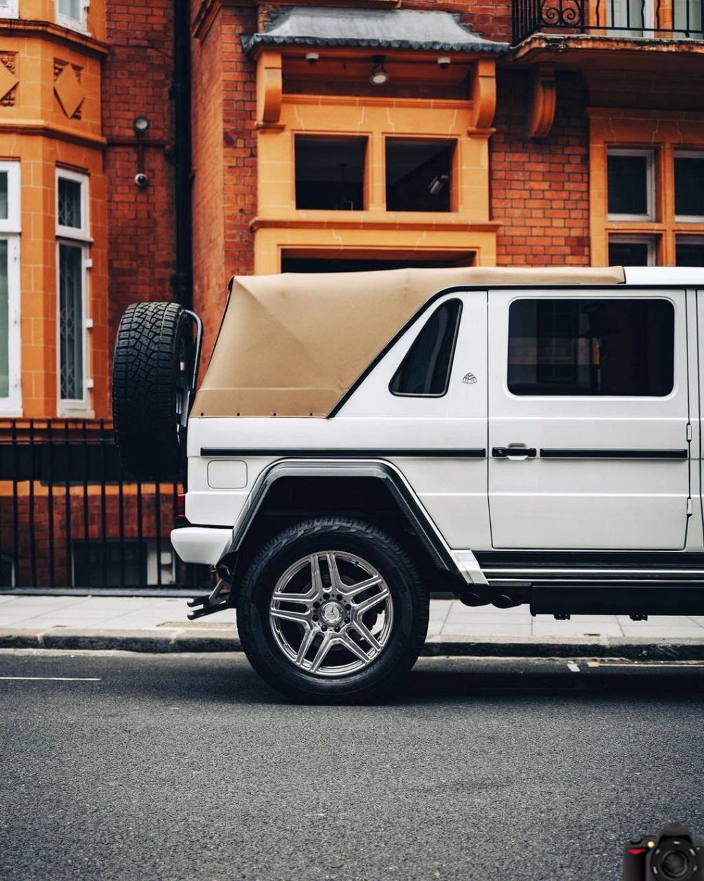 每天认识一辆车:奔驰迈巴赫 g650 landaulet!
