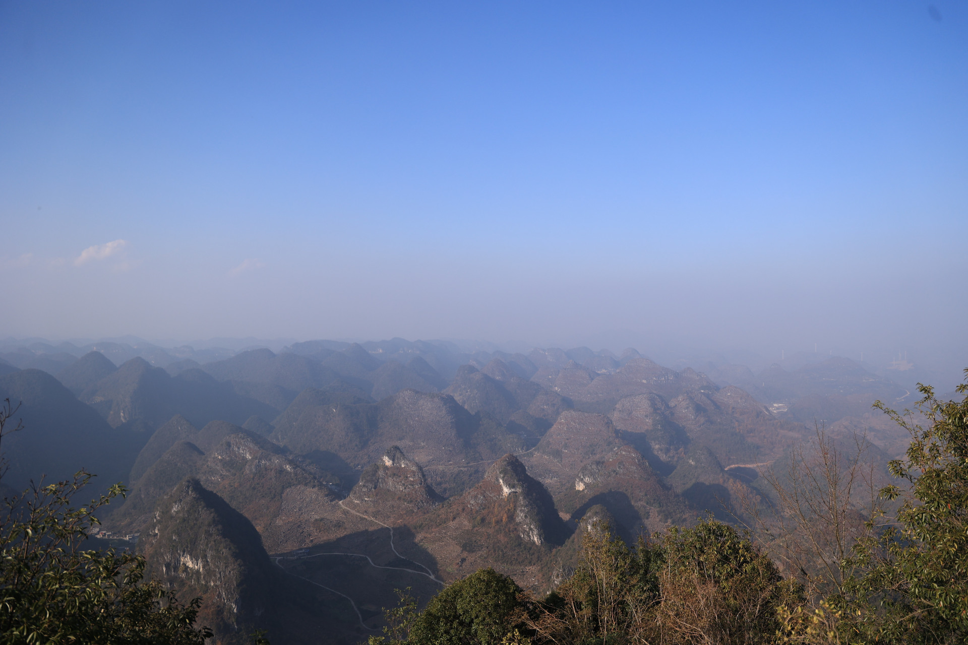 99贵州秘境——册亨万重山景区99 贵州的万重山景区,仿佛是大