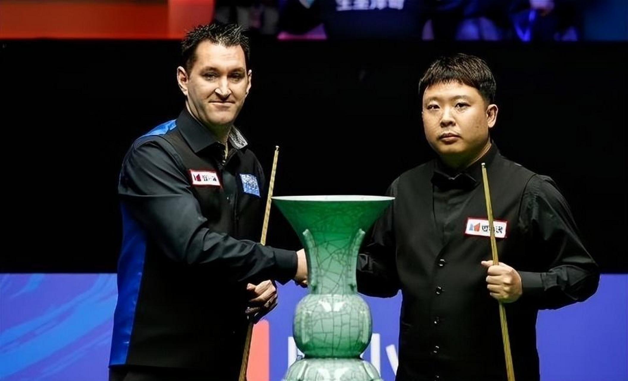 [原文:丁俊晖冲大师赛冠