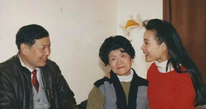张安中：替女儿陈冲领养双胞胎，癌症离世前却没见成女儿最后一面