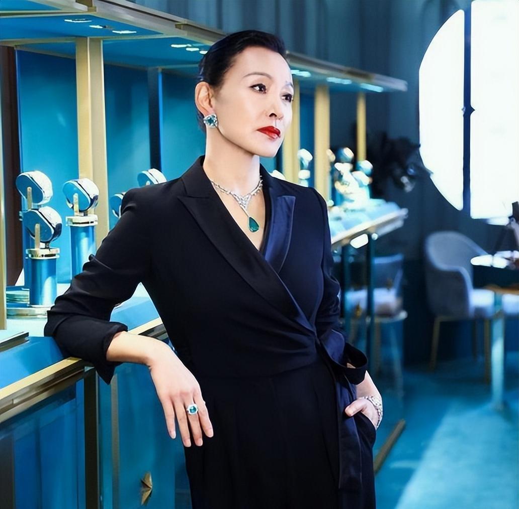 张安中：替女儿陈冲领养双胞胎，癌症离世前却没见成女儿最后一面