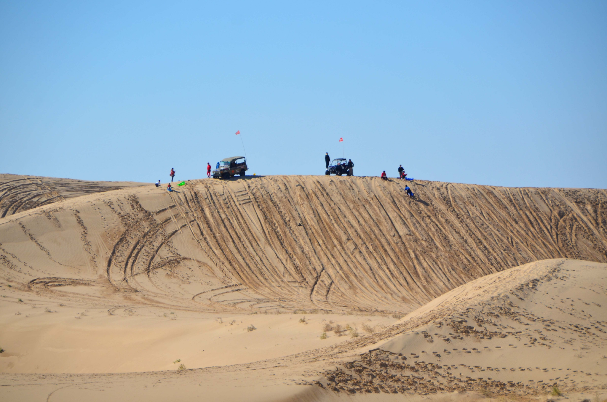 地处科尔沁沙地腹地的奈曼旗,坐拥离北京最近的沙漠——宝古图沙漠