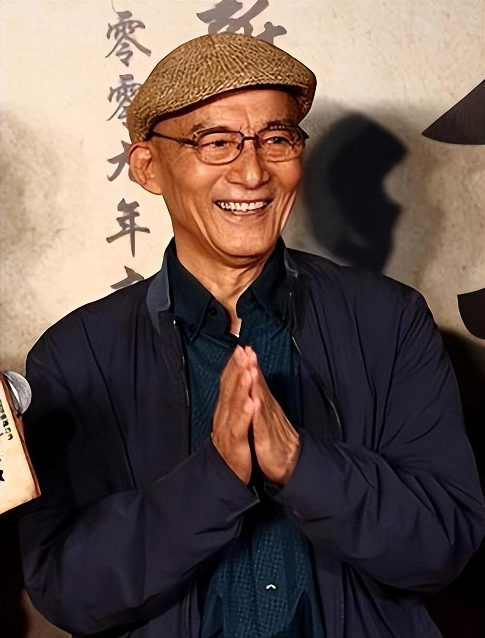 游本昌青年时代照片曝光,网友震惊:"帅过胡歌"