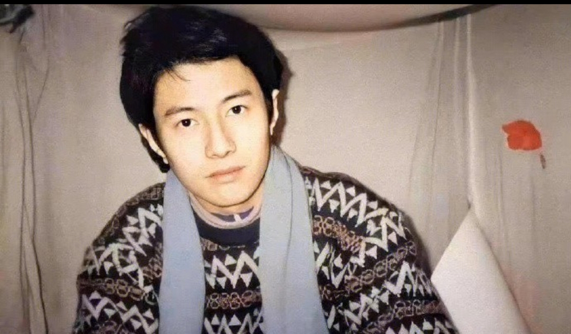 郑钧,窦唯和高旗这三位才华横溢,魅力四溢且个性鲜明的摇滚明星,如今