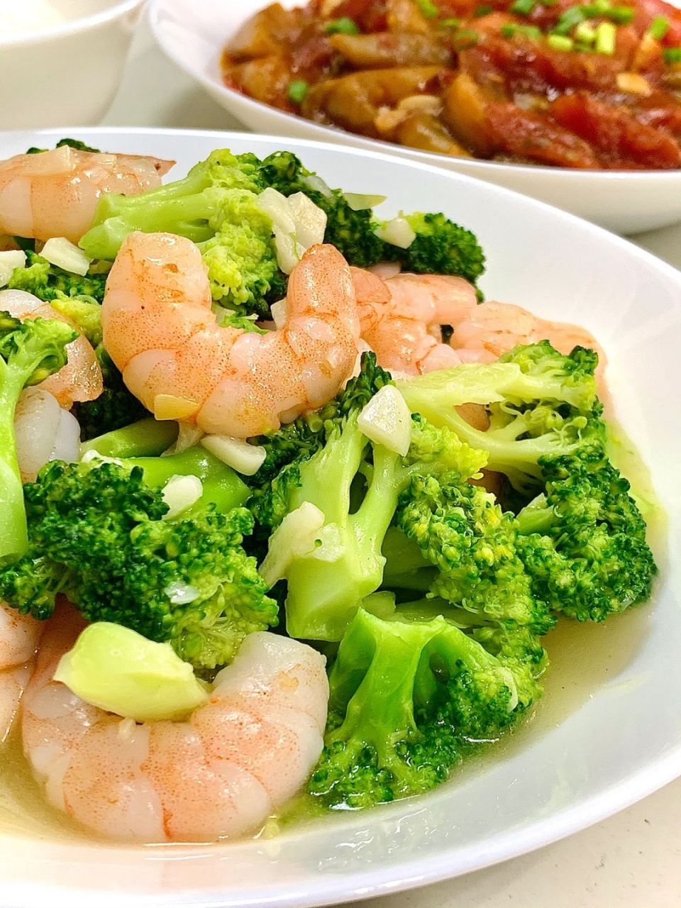 清淡又营养 低脂高蛋白的西兰花炒虾仁 对减脂的姐妹简直太友好啦