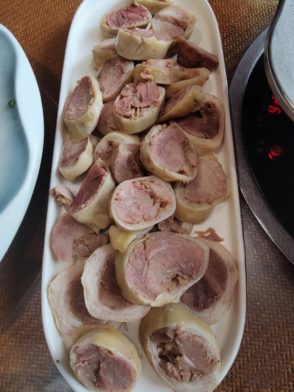 双城的杀猪菜,一吃一个不吱声哈尔滨   双城的杀猪菜,一道承载着浓厚