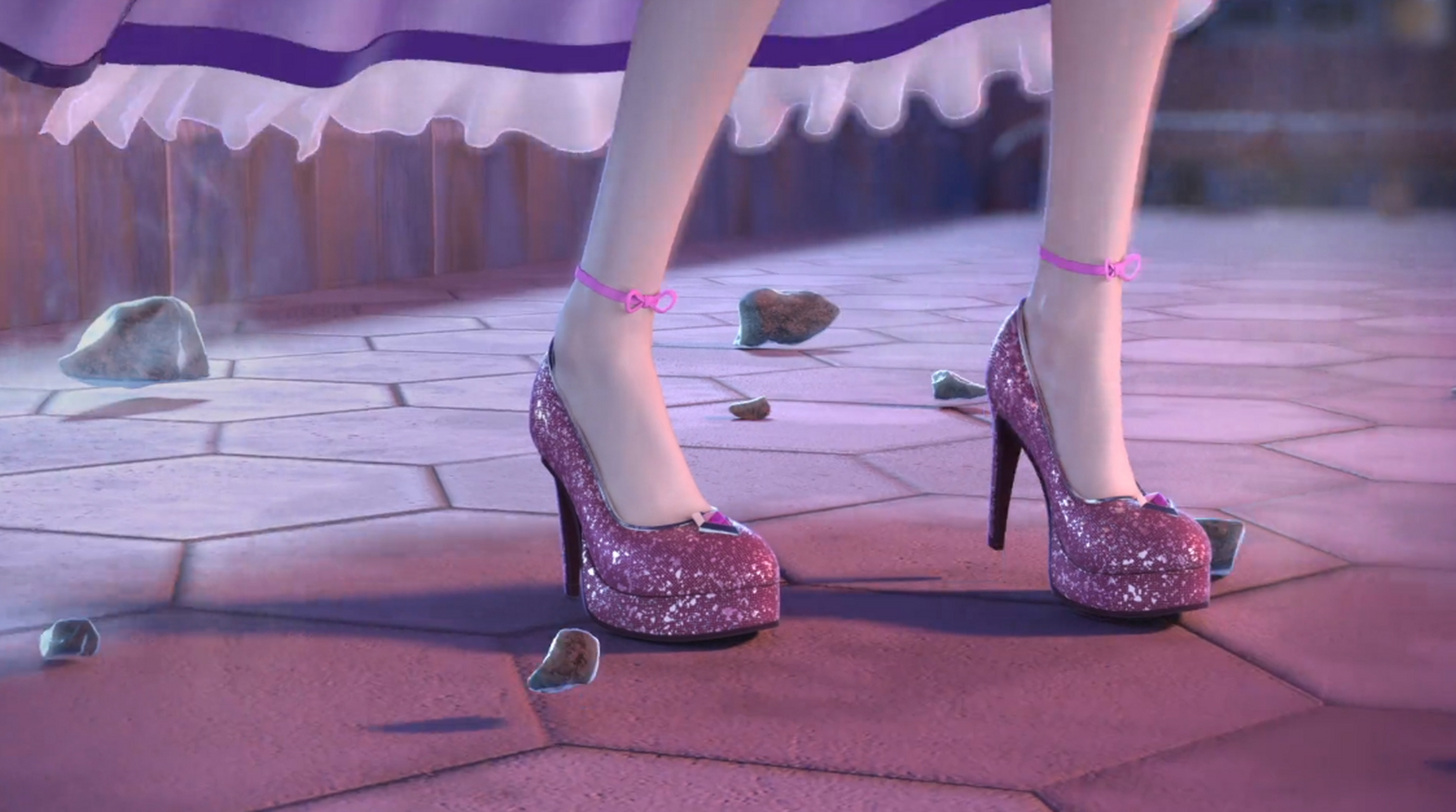 叶罗丽#银尘的鞋有颗粒感,齐娜穿红高跟踮起脚,莫纱的玫红磨砂鞋最