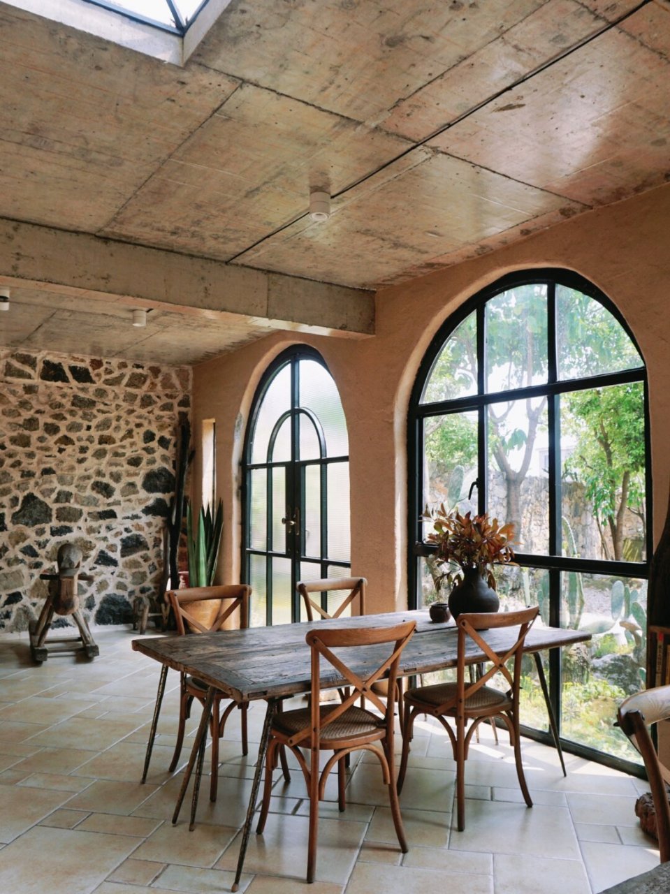 贵州小众民宿  玉皇顶景区,位于贵州省黔西南州兴义市,是万峰林的