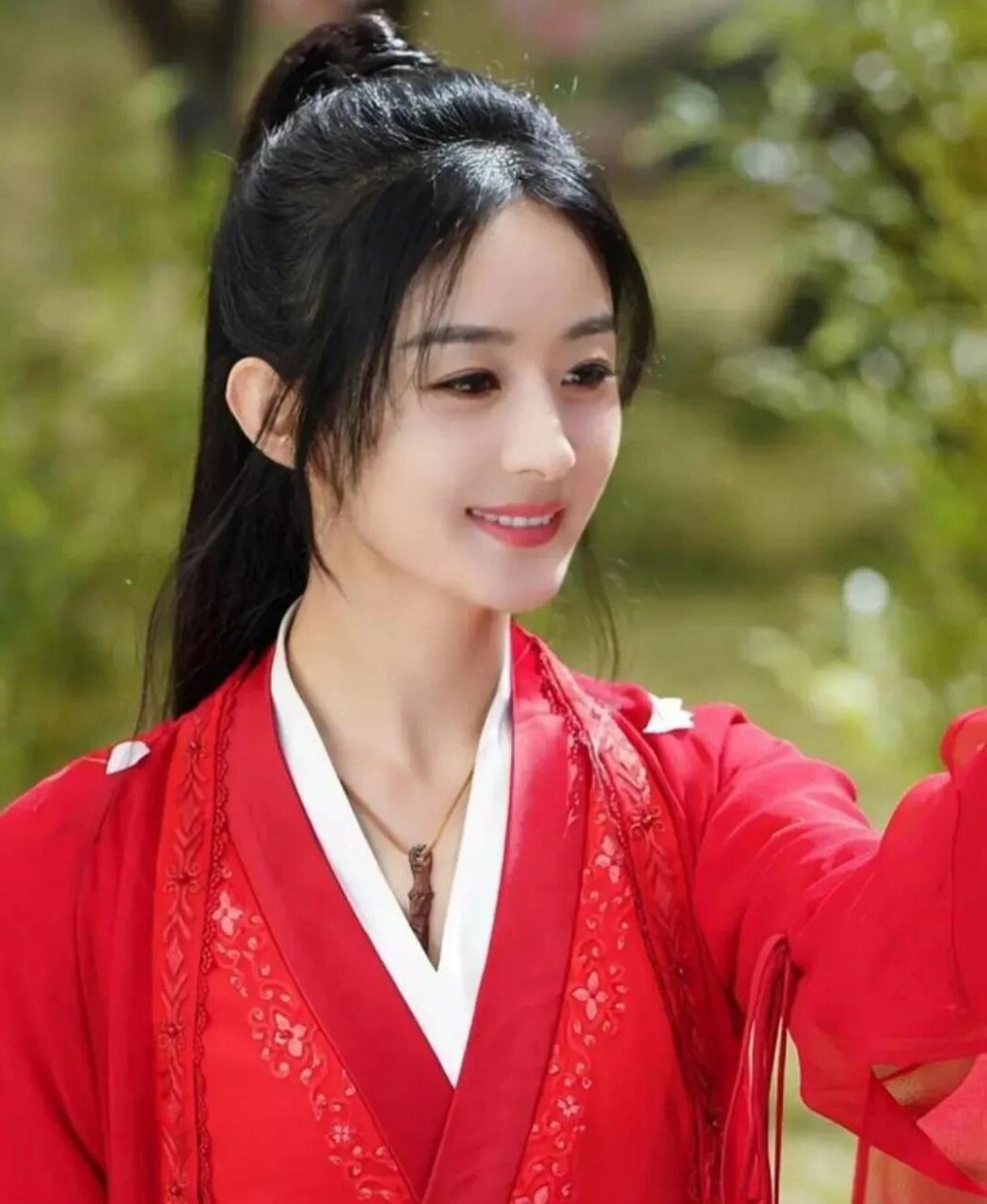 檀健次赵丽颖合作《画卿颜》,热度已超过长相思!