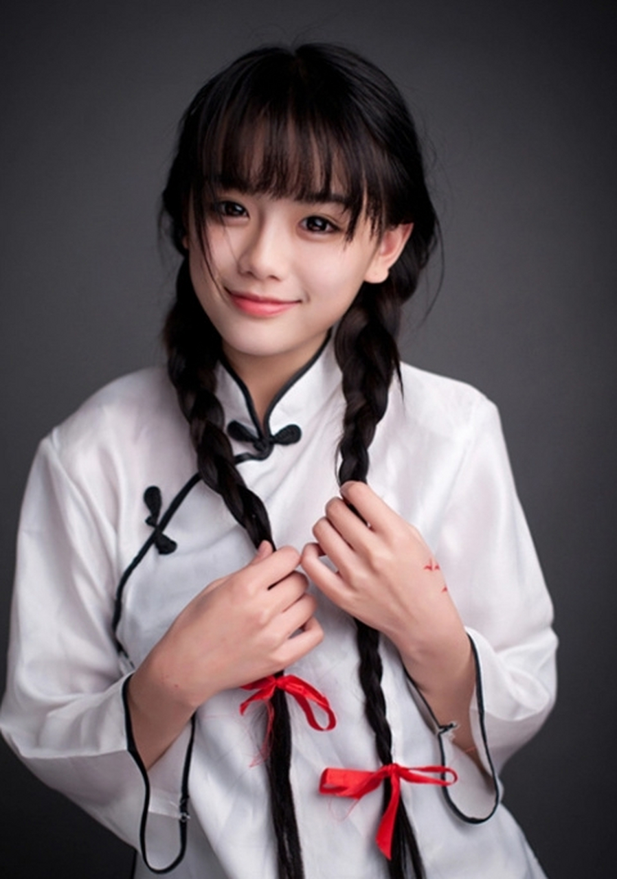 初代网红南笙结婚了!这一消息在社交媒体上引起了广泛的关注和热议.