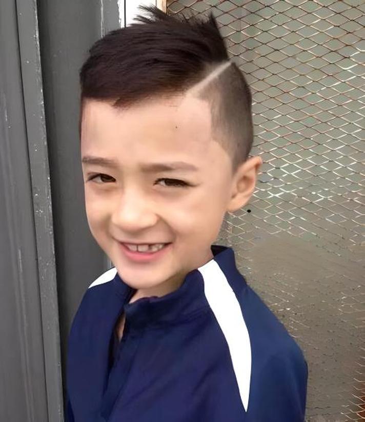 《宝贝计划》小孩叫什么,哥伦比亚混血儿如今长相,自信且有魅力