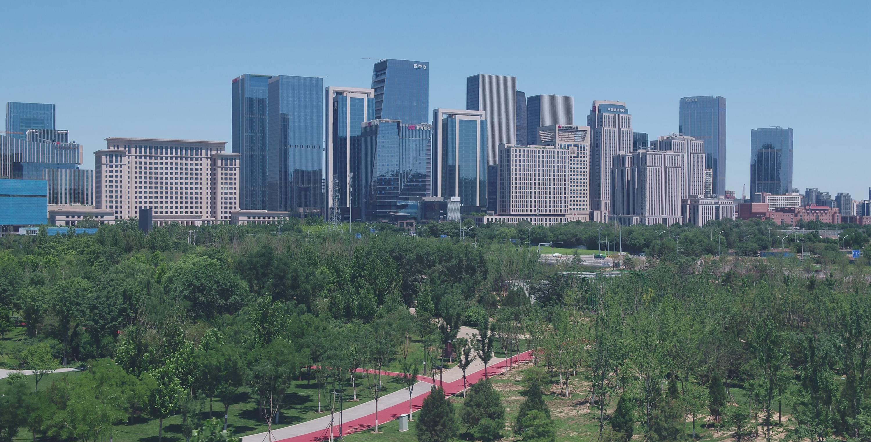 北京市森林覆盖率达44.8%,荣获"国家森林城市"殊荣