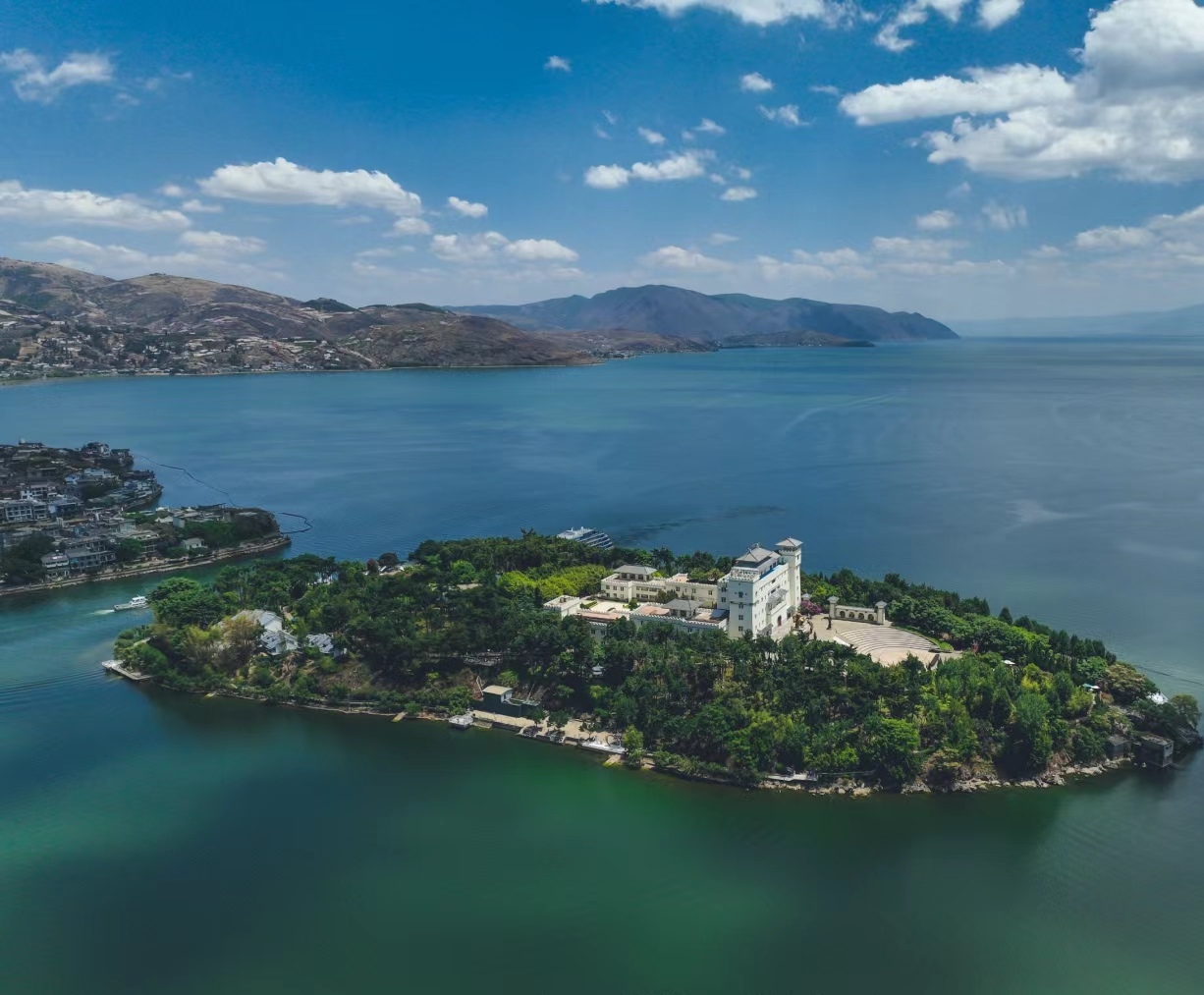 南诏风情岛,探索静谧的南诏避暑行宫,四面环海,坐拥最美海景!