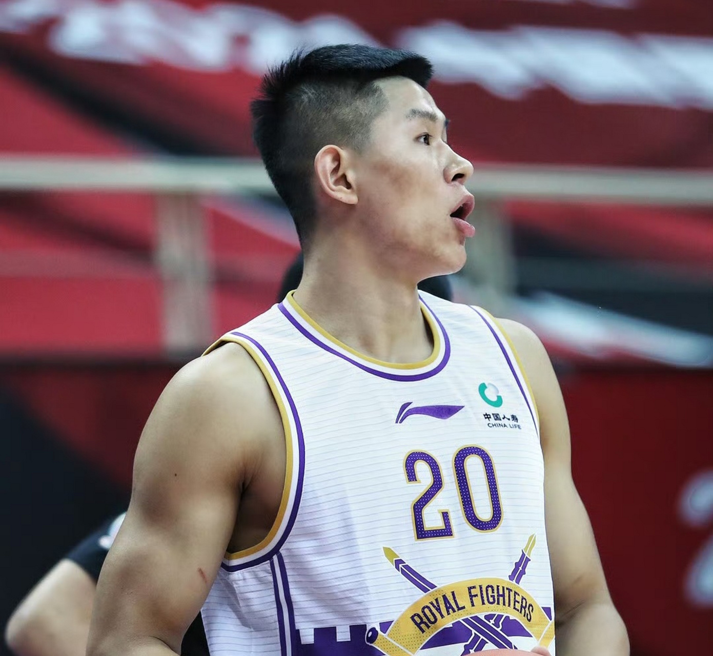 2023年12月的百分大战,李瑞曾经101比81击败消极比赛的哈特